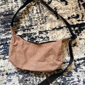 Baggu I DEADSTOCK in Cocoa I Small Crescent Crossbody Bag
